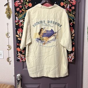 Tommy Bahama XL Crème colored button down shirt